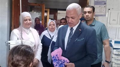 مستشفى الأطفال بجامعة أسيوط يُدخل البهجة على قلوب الأطفال المرضى|صور