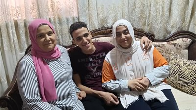 أخويا سندي.. الأول على الإعدادية الأزهرية بالشرقية: النجاح مش بالوقت 