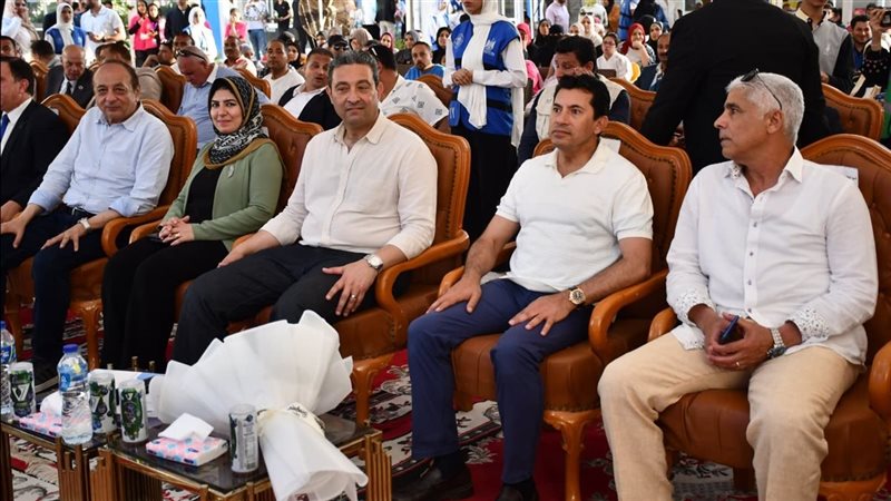 وزير الشباب والرياضة