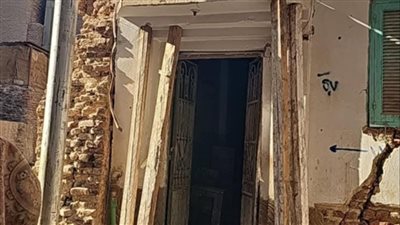 بيوت السوق الفوقاني في قنا.. بين رحى التاريخ وموت الأهالي (صور)