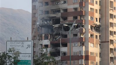 نطنز تشتعل وقادة يُصْرَعون.. إسرائيل تطلق أوسع هجوم على إيران منذ عقود