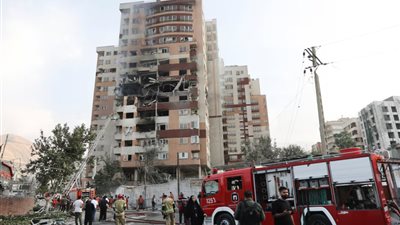 إيران تتوعد برد «قاسٍ وحاسم» على الهجوم الإسرائيلي الواسع