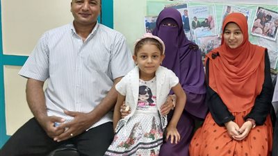 علياء السادسة على نتيجة الإعدادية الأزهرية بسوهاج: بالعزيمة تُفتح أبواب الطب