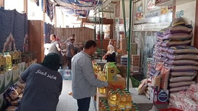 سوق اليوم الواحد يخفف العبء عن المواطنين في الشرقية بخصومات تصل 30%