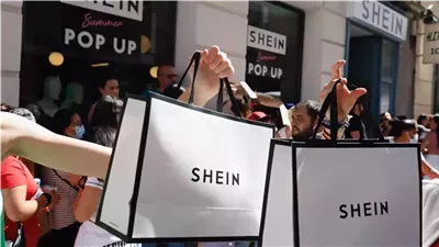 فرنسا تسعى لمواجهة الأزياء السريعة تحديدا الصينية وأبرزها ماركة Shein