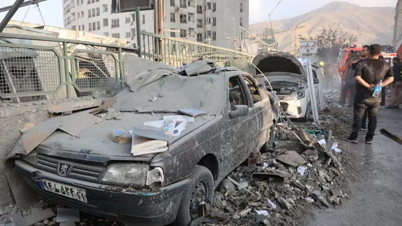 إيران