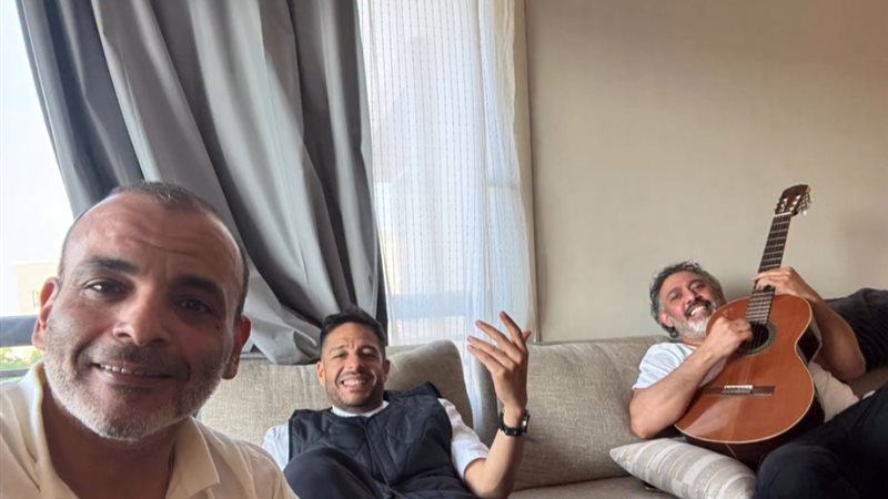 أيمن بهجت قمر و محمد