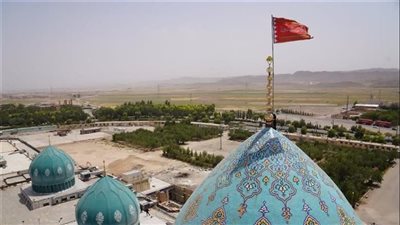 راية الثأر الحمراء فوق جمكران.. نذر الانتقام الإيراني 