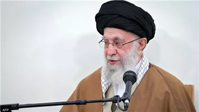خامنئي يتعهد بـ