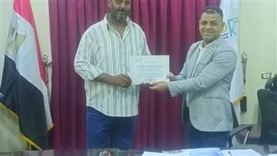 إيقاف أعمال وإزالة حالة بناء مخالف في مدينة البياضية بالأقصر