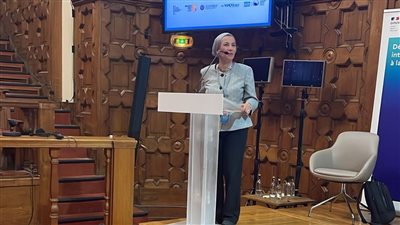 وزيرة البيئة تشيد بالخطاب الملهم لوزيرة البيئة الفرنسية