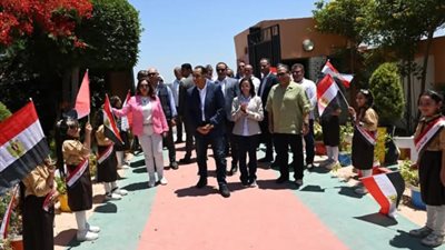 خلال زيارته للبحيرة:  رئيس الوزراء يتفقد مدرسة رزق درويش الابتدائية بزاوية صقر