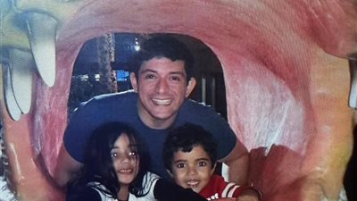 «كان سندي وصديقي».. نوال الدجوي ترثي والدها بكلمات مبكية