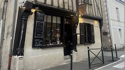 غرامة جديدة تثير الجدل في مطعم فرنسي.. هل أنت من 