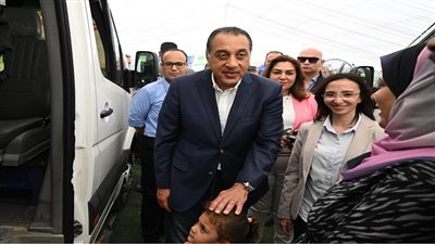 مدبولي يؤكد التزام الحكومة بعدم تخفيف الأحمال في الصيف (فيديو) 