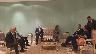 محافظ الأقصر يستقبل السيدة الأولى لجمهورية جامبيا|صور