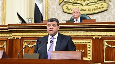 رئيس مجلس النواب يشيد بأداء لجنة الشئون الاقتصادية 