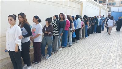 تعليق طلاب الثانوية العامة بالإسكندرية امتحان الدين والتربية الوطنية  