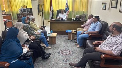 وكيل وزارة الصحة بقنا يتابع سير العمل بغرفة طوارئ المديرية