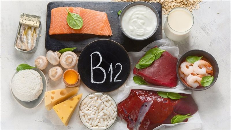 فيتامين B 12