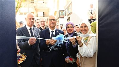 رئيس جامعة أسيوط: الأعمال الطلابية تعكس وعيًا وطنيًا وموهبة فنية تستحق التقدير