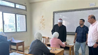 الثانوية الأزهرية 2025|طلاب الشعبة العلمية يؤدون «الرياضيات التطبيقية» اليوم