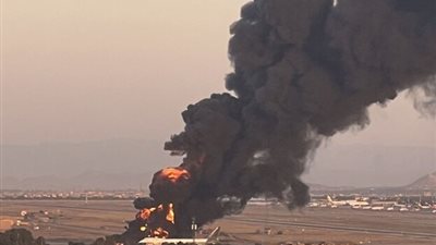 في اليوم الثالث للحرب:  سلاح الجو الإسرائيلي يقصف طائرة تزويد إيرانية