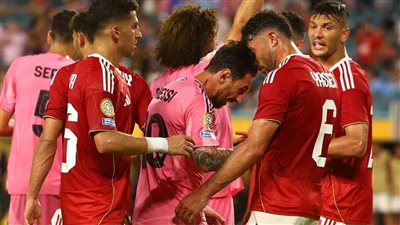 محمد صلاح يدافع عن ياسر إبراهيم بعد اعتداء ميسي في مونديال الأندية