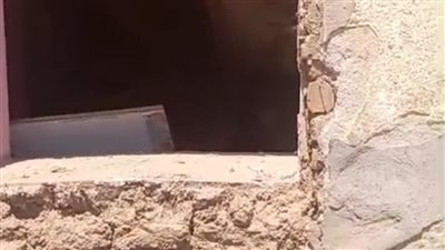 دون إصابات...إنهيار منزل مكون من طابقين وإخلاء السكان بالبيوت الملاصقة في إسنا