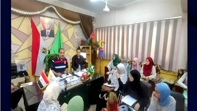 مدير إدارة قليوب التعليمية يوجه بسرعة إنهاء إجراءات تعيين المعلمين المساعدين