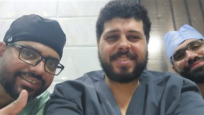 نجاح جراحة دقيقة لتثبيت كسر خُلعي بالزند وإصلاح أربطة الكوع بمستشفى الزقازيق 