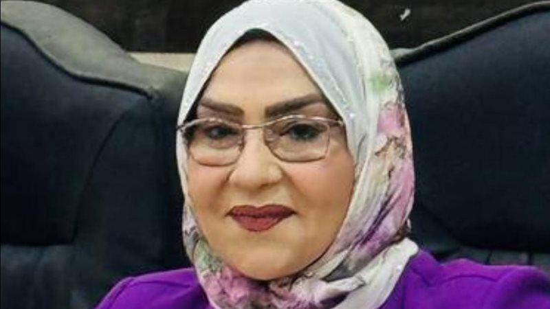 منى صدقي مازن