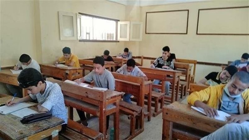 طلاب الإعدادية