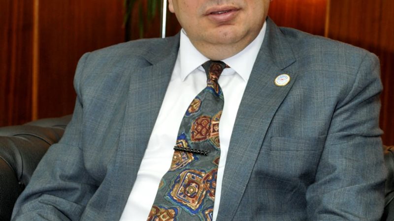 الرئيس السابق لهيئة