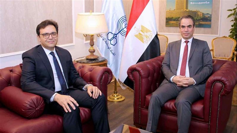 أحمد المسلماني ووزير