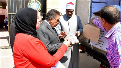 دعما للأسر الأولى بالرعاية.. محافظ الدقهلية يشهد استلام لحوم صكوك الأوقاف