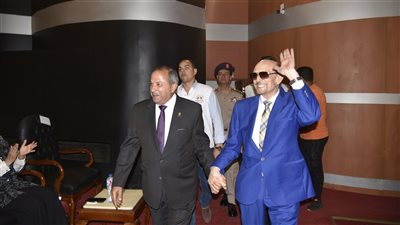 محافظ بورسعيد ومحمد صبحي في ندوة تثقيفية احتفالًا بالذكرى الـ12 لثورة 30 يونيو