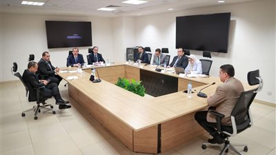 الصحة: لجنة تقييم أداء مديري ووكلاء المديريات تواصل إجراء المقابلات الشخصية 