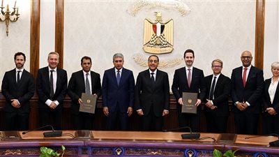 رئيس الوزراء يشهد توقيع مذكرة تفاهم بين 