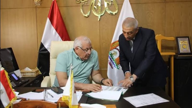 محافظ الوادي الجديد