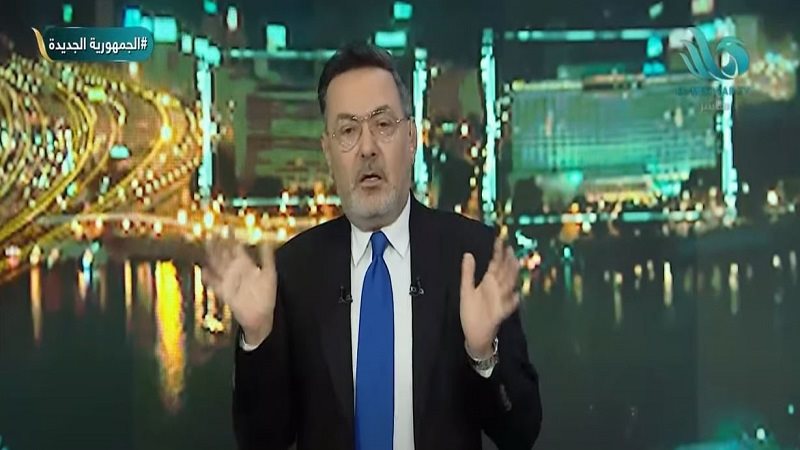 الإعلامي خيري رمضان