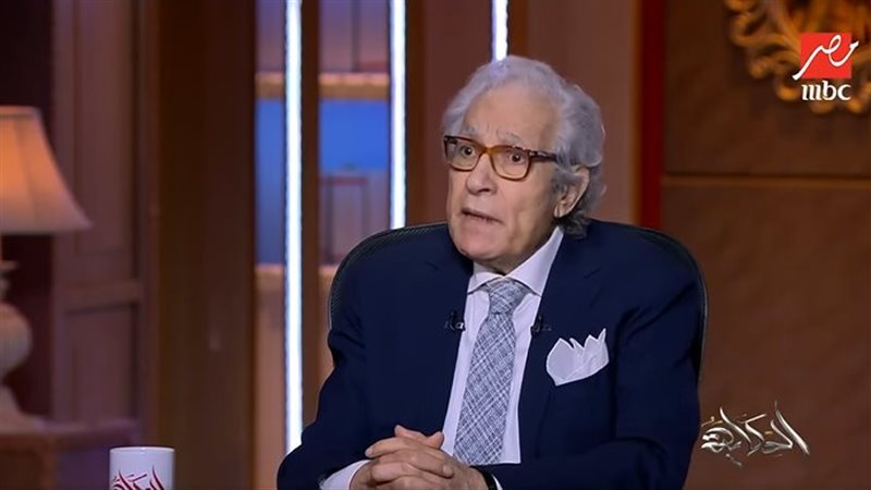 الفنان فاروق حسني