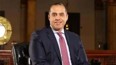 محمود فوزي: وحدات بديلة للمستأجرين قبل نهاية المدة.. وحماية المستأجر