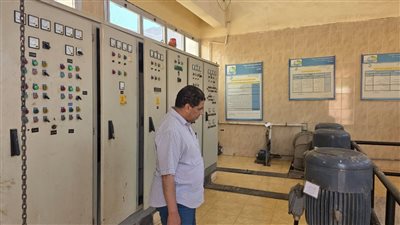 رئيس مياه المنوفية يتابع عمليات التشغيل بمحطات فرع تلا