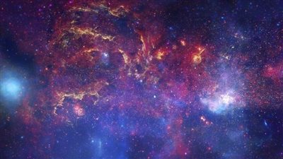 اكتشاف علمي مذهل: رصد أكبر سحابة مشحونة في الكون يغير فهمنا للمادة والطاقة