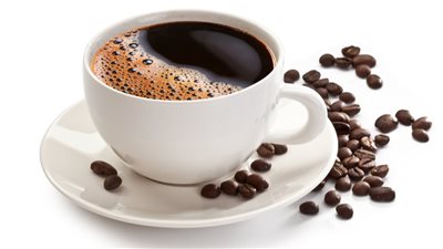 شرب القهوة يوميًا قد يطيل العمر...لكن بشرط ابتعد عن السكر والدهون! دراسة