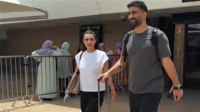 كارمن سليمان وزوجها يصلان المغرب.. وجمهور 