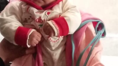 سيدة مجهولة تترك طفل رضيع بصحبة راكب فى ميكروباص بكوبرى القبة 