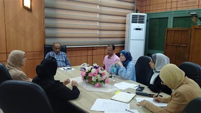 اختبارات إلكترونية لموظفي بورسعيد في إطار تطوير المسار الوظيفي