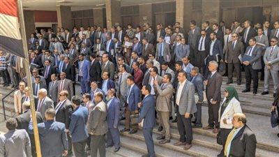 بسبب الرسوم القضائية.. وقفة احتجاجية للمحامين أمام المحاكم الابتدائية اليوم